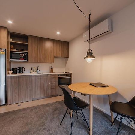 The Hagley Park Stunna Apartment Christchurch Bagian luar foto
