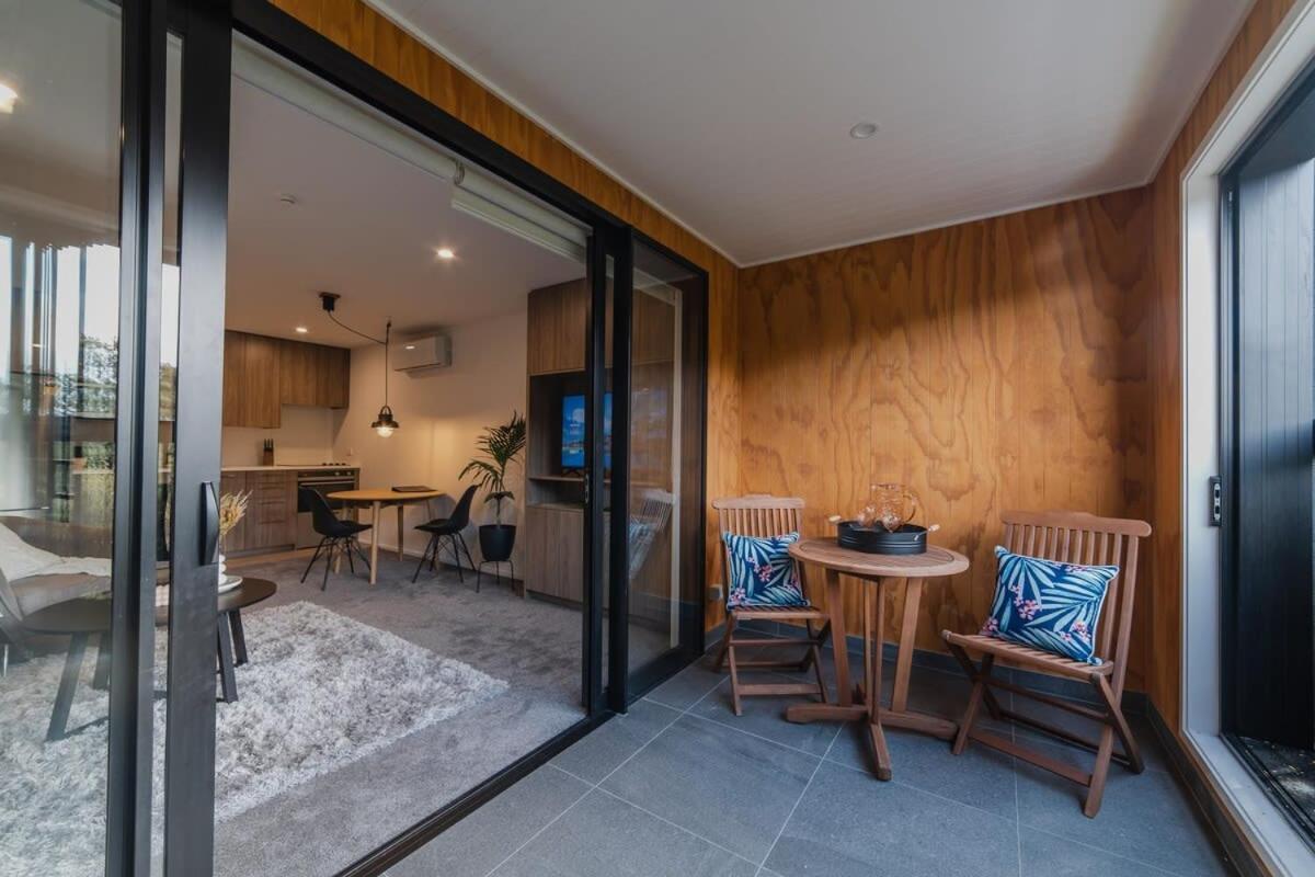 The Hagley Park Stunna Apartment Christchurch Bagian luar foto