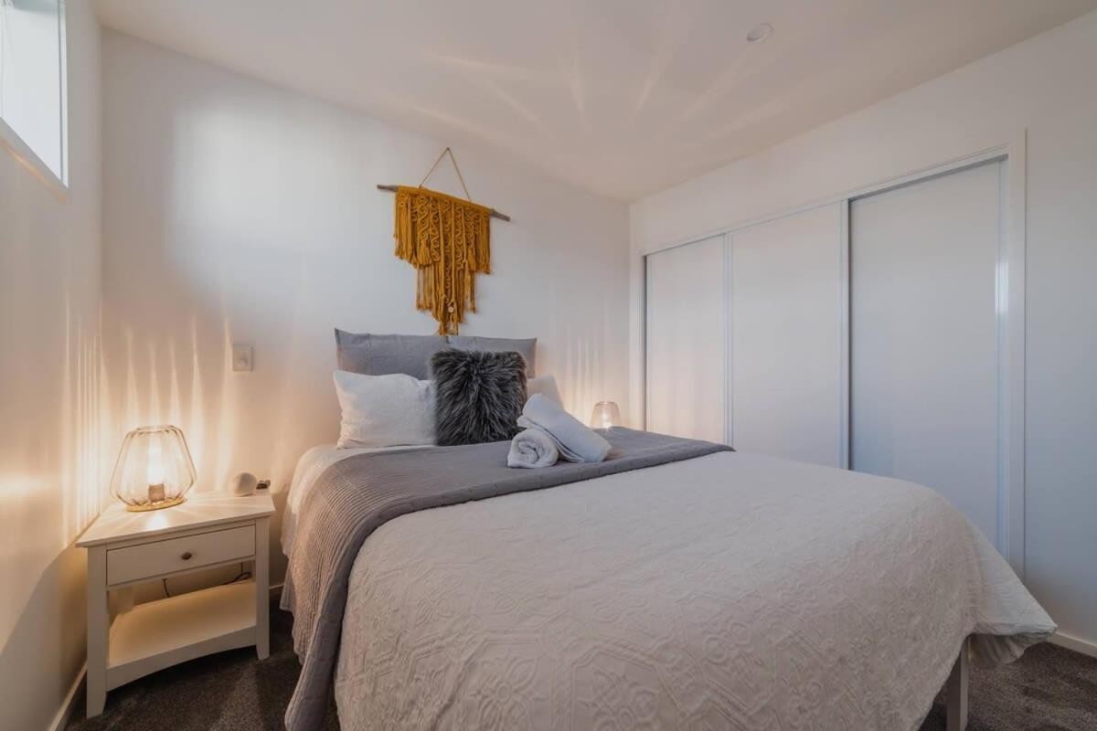 The Hagley Park Stunna Apartment Christchurch Bagian luar foto