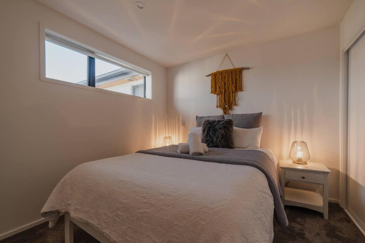The Hagley Park Stunna Apartment Christchurch Bagian luar foto
